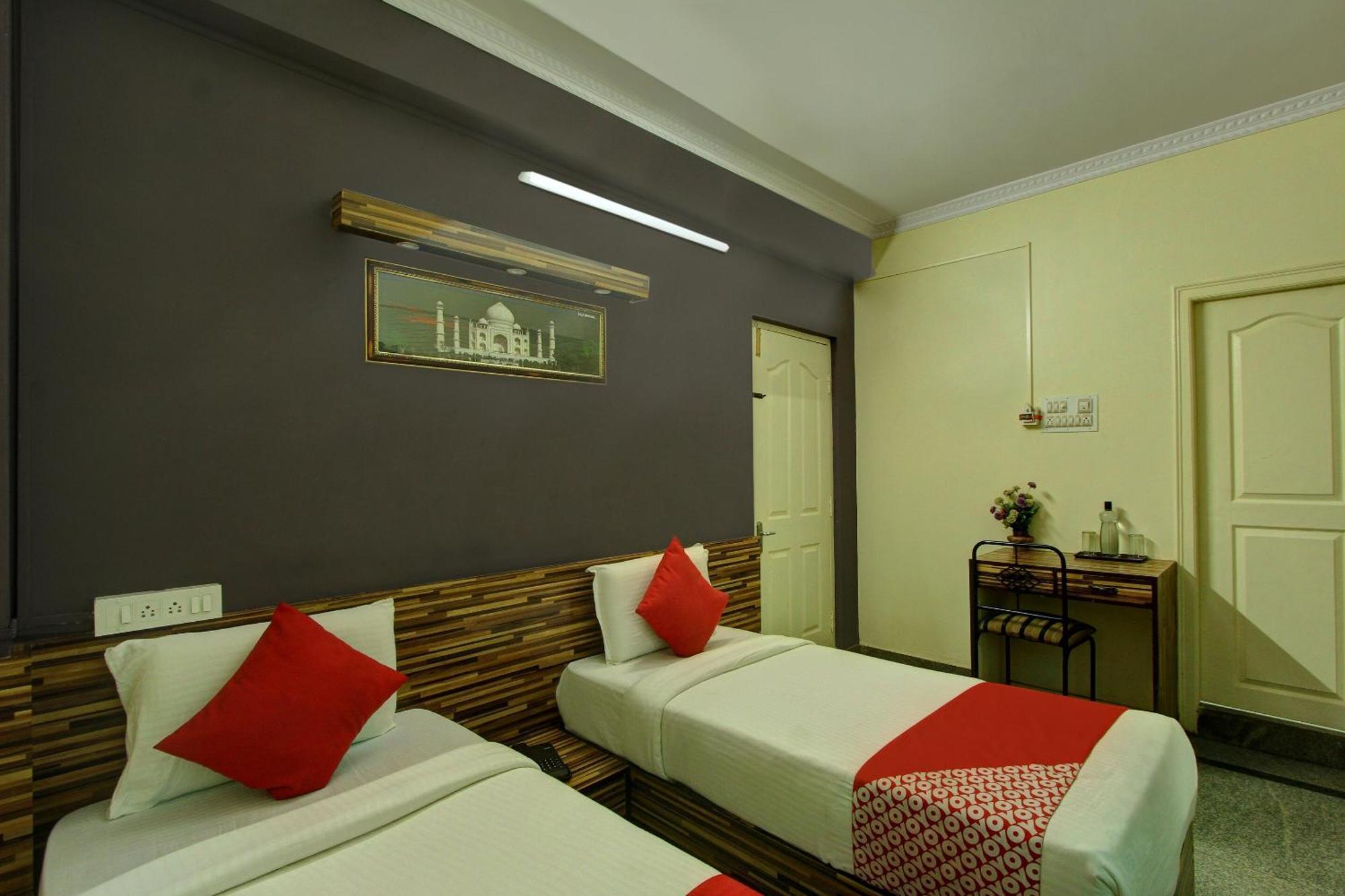 Hotel O Century Residency Bangalore Bagian luar foto